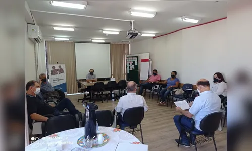 Sindicatos definem aumento salarial para o setor do vestuário