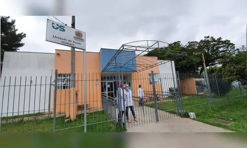 Homem armado invade posto de saúde e assalta funcionárias