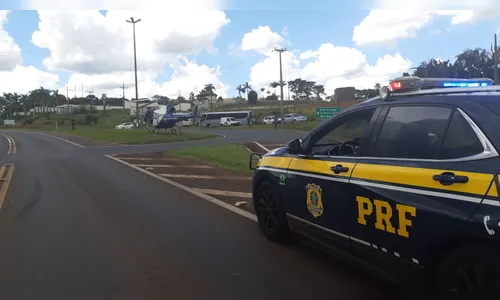 Grave acidente envolve ônibus na BR-376