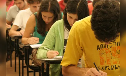 Estudantes não poderão usar nota do Enem 2020 no Prouni e no Fies