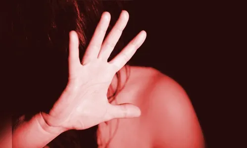 Homem embriagado é preso por violência doméstica