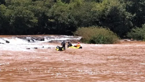 Rapaz, de 20 anos, desaparece em rio após se afogar