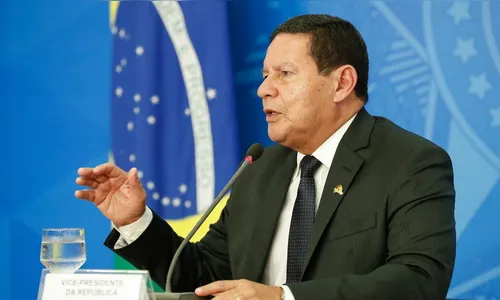 Mourão admite estar 