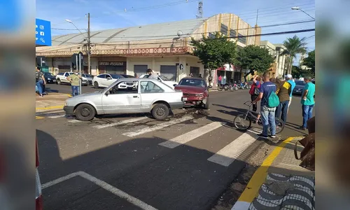 Acidente de trânsito é registrado na manhã desta quarta