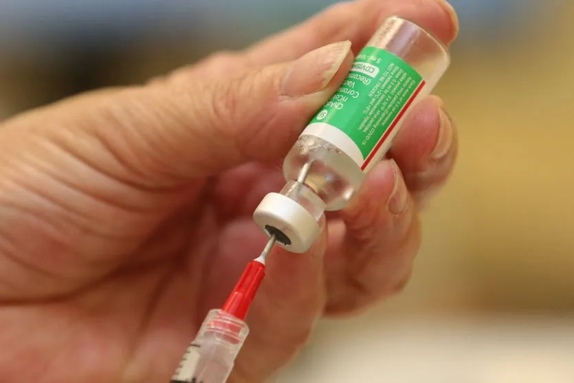 1.768 pessoas são vacinadas contra a Covid-19 em Arapongas