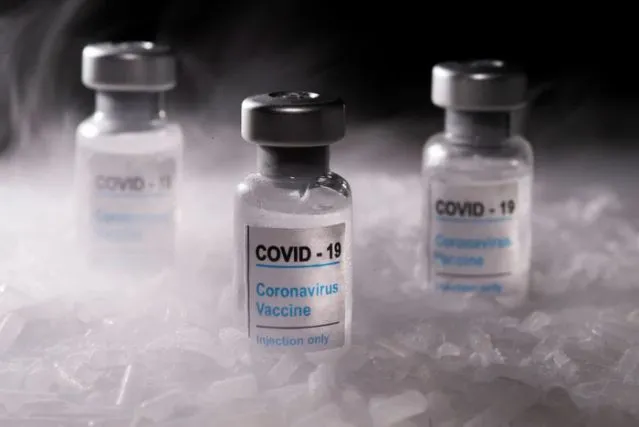 Pfizer e Moderna testam eficácia dos imunizantes contra mutação da Covid-19