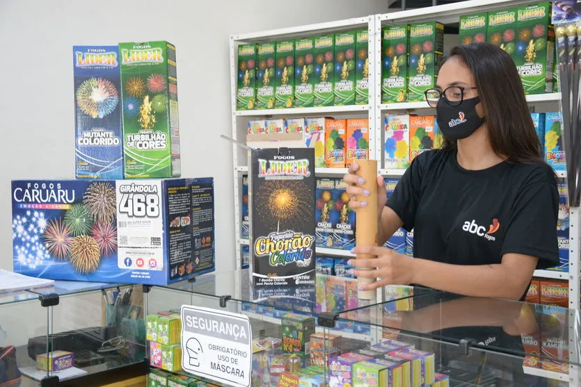 Vendas de fogos de artifício superam ano passado