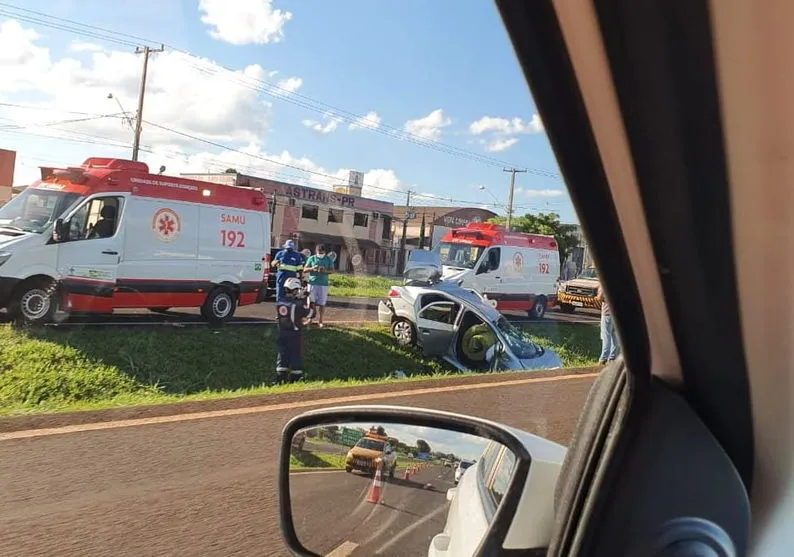 Carro capota na BR-369 no Trópico de Capricórnio; Veja