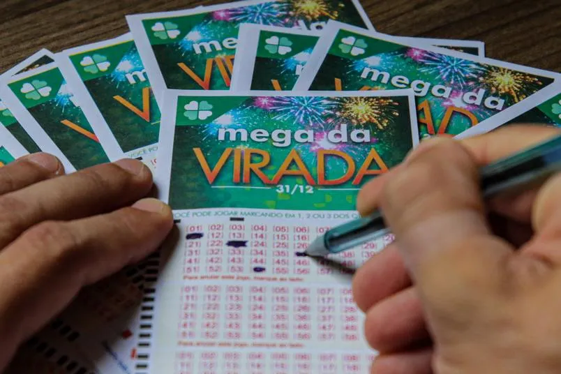 Mega da Virada: 2 apostas acertaram as seis dezenas