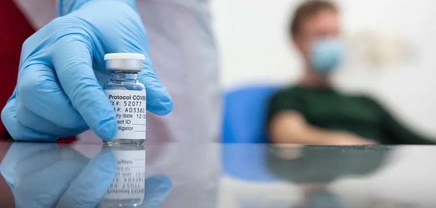 OMS deve autorizar vacina da AstraZeneca entre fevereiro e março, diz diretora
