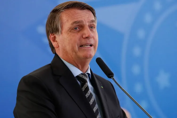 Justiça Federal cobra explicações sobre o sigilo do cartão de vacinação de Bolsonaro
