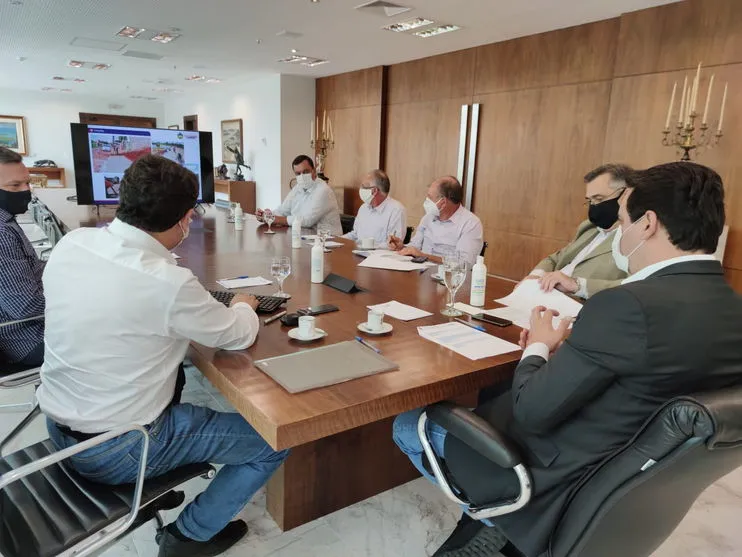 Junior da Femac apresenta projetos em audiência com o governador do PR