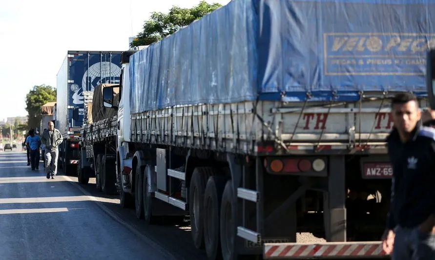 Caminhoneiros: rodovias federais têm fluxo livre, afirmam Infraestrutura e PRF