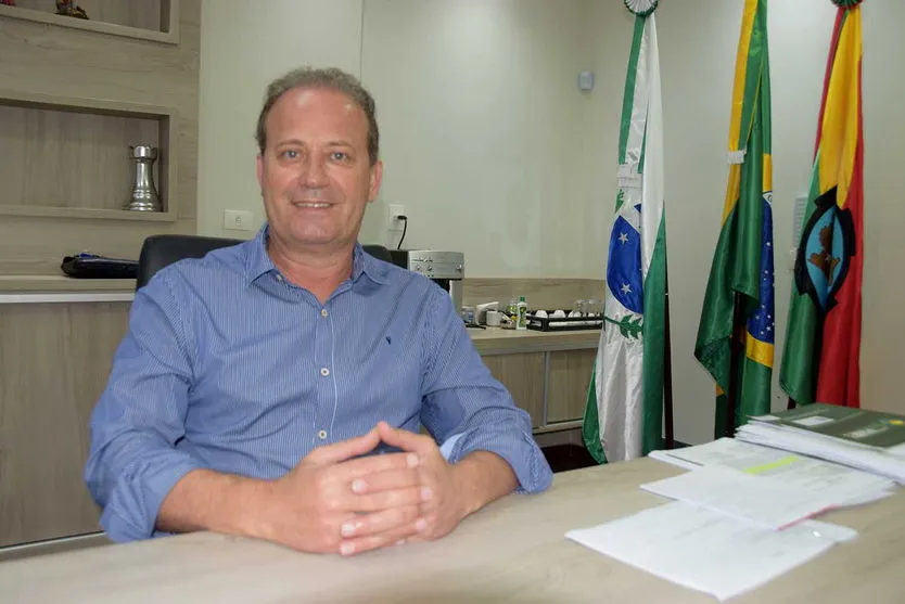 Carlos Gil, prefeito de Ivaiporã