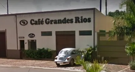 Casa do prefeito de Grandes Rios é invadida por ladrões armados