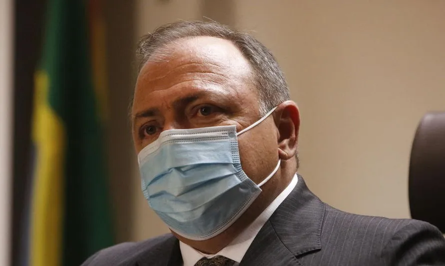 Destino do Brasil é produzir vacinas para América Latina, diz Pazuello