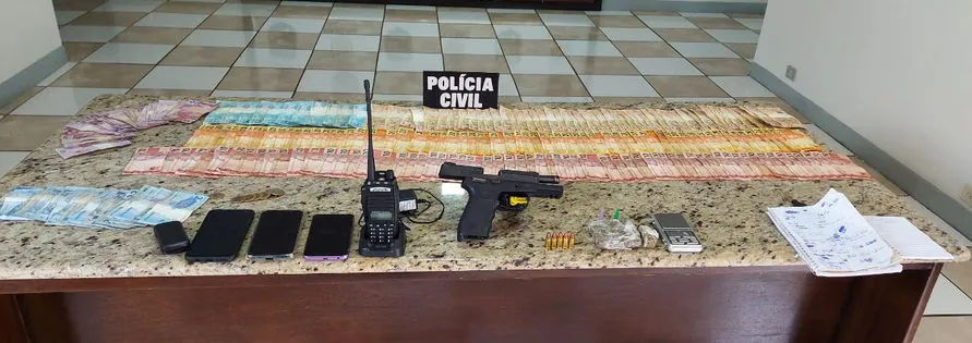 Foragido da justiça é preso por tráfico de drogas pela Polícia Civil