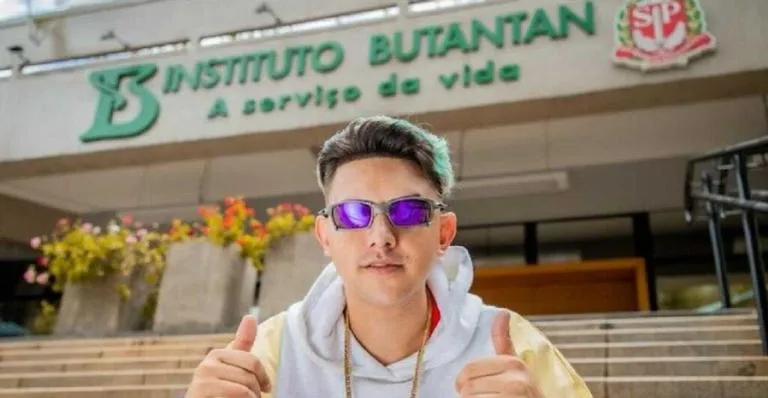 MC Fioti lança remix de 'Bum Bum Tam Tam' sobre a vacina Coronavac