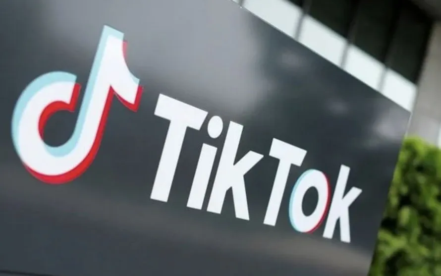 Menina de 10 anos morre asfixiada ao participar de desafio no TikTok