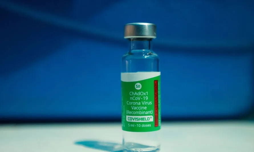Universidade de Oxford testará vacina contra covid-19 em crianças