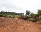 Prefeitura de Ivaiporã realiza melhorias na estrada da Vila Rural