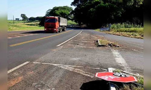 População pede solução rápida para evitar acidentes em trevo da PR-466