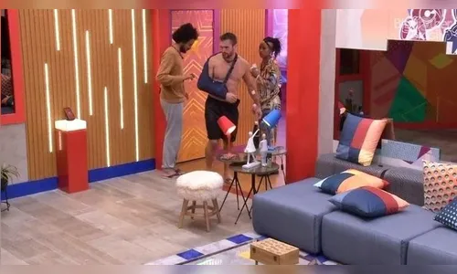 Arthur é levado a hospital e brothers discutem opções de voto