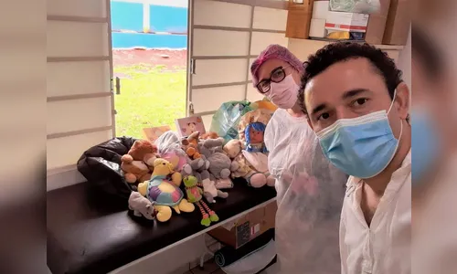 18 Horas do Petrópolis entrega de presentes para  crianças