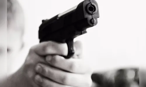Homem sofre tentativa de homicídio; ele foi atingido pelas costas