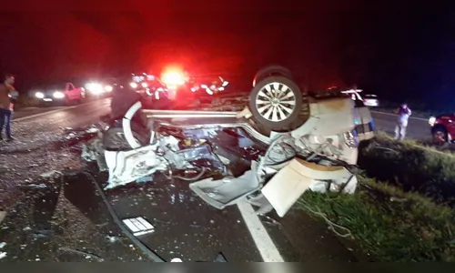 Motorista morre carbonizado após acidente na PR-317