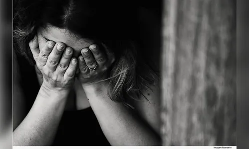 Homem agride namorada e faz ameaças de morte após festa de natal