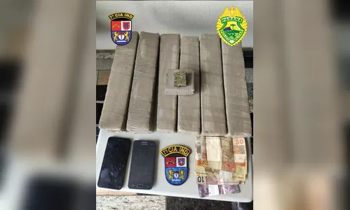 PM prende dois homens com 5 quilos de maconha