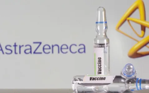 Farmacêutica AstraZeneca diz ter encontrado fórmula da vacina "100% eficaz"