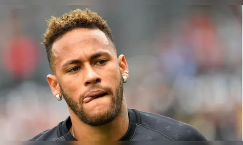 Após polêmica por festa, Neymar deve passar o ano-novo em SC com a família