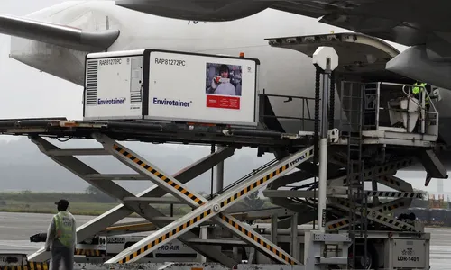 Norma da Receita Federal agiliza importação de vacinas contra covid-19