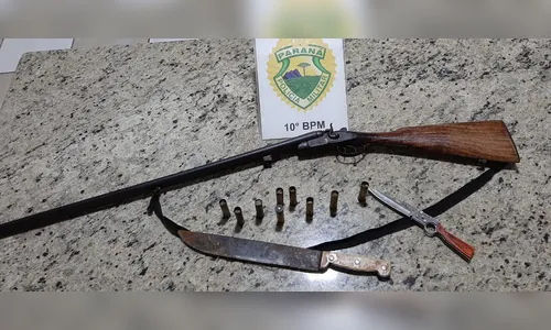 PM prende homem de 75 anos com arma de fogo após Violência Doméstica