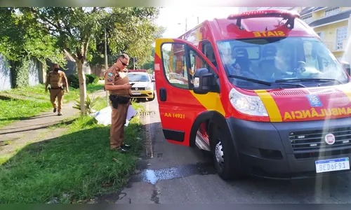 Homem é esfaqueado diversas vezes em tentativa de assalto