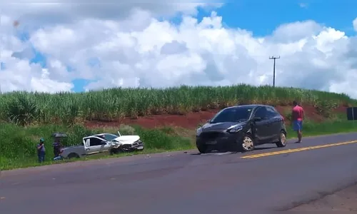 Três pessoas ficam feridas em acidente na BR 369