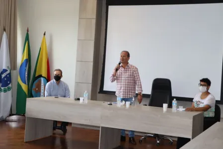 A reunião aconteceu na sexta-feira (8)