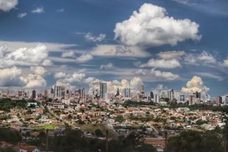 Prefeitura de Ponta Grossa decreta toque de recolher e lei seca