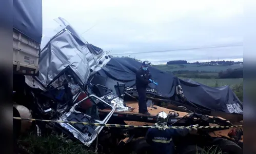 Acidente entre carretas deixa um morto e um ferido na PR-280
