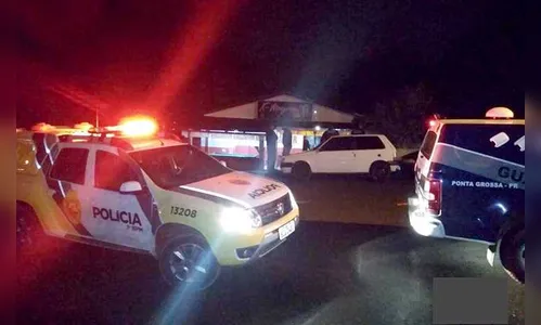 PM flagra nove bares abertos durante toque de recolher no Paraná