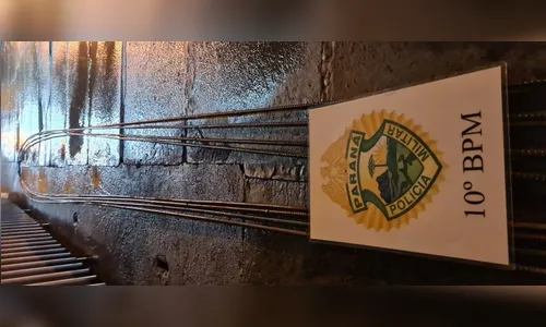 Nem a chuva impede furto de ferragens de construção