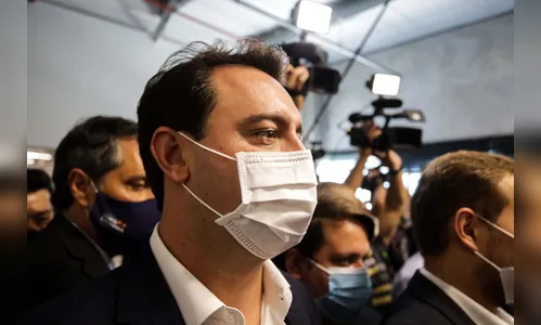 Vacinação vai começar nesta segunda, afirma Ratinho Junior