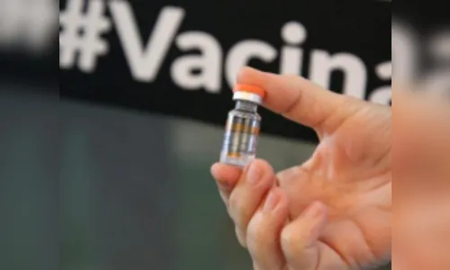 Primeira araponguense vacinada contra covid será uma servidora com mais de 60 anos