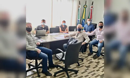 Ivaiporã e Nova Tebas trocam experiências sobre licitações e compras