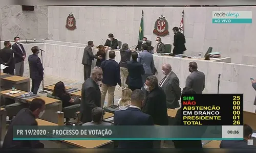 Justiça autoriza investigação contra deputado por assédio sexual