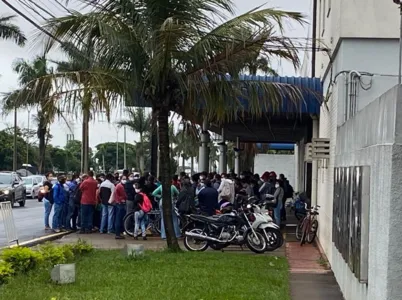 Sem pagamento, trabalhadores da Prodasa podem voltar com a greve