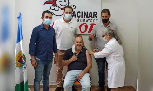 Faxinal inicia vacinação contra a Covid-19