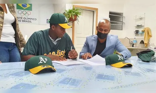 Atleta de Londrina irá jogar o maior campeonato de beisebol do mundo